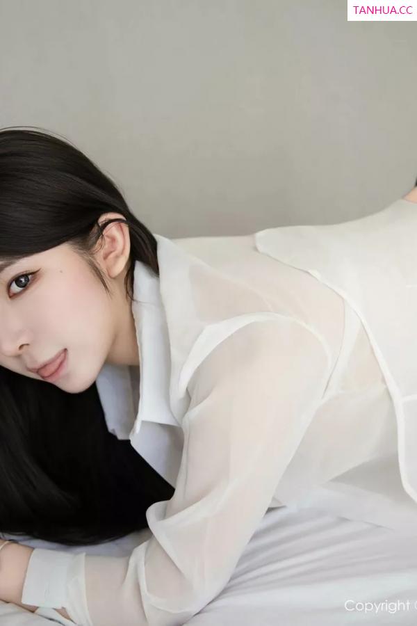李童童  [XiuRen]高清写真图 2025.05.29 No.10338 童童Bunny 性感OL第38张图片